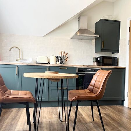 Modern Central One Bedroom Apartment In Penzance Exteriör bild