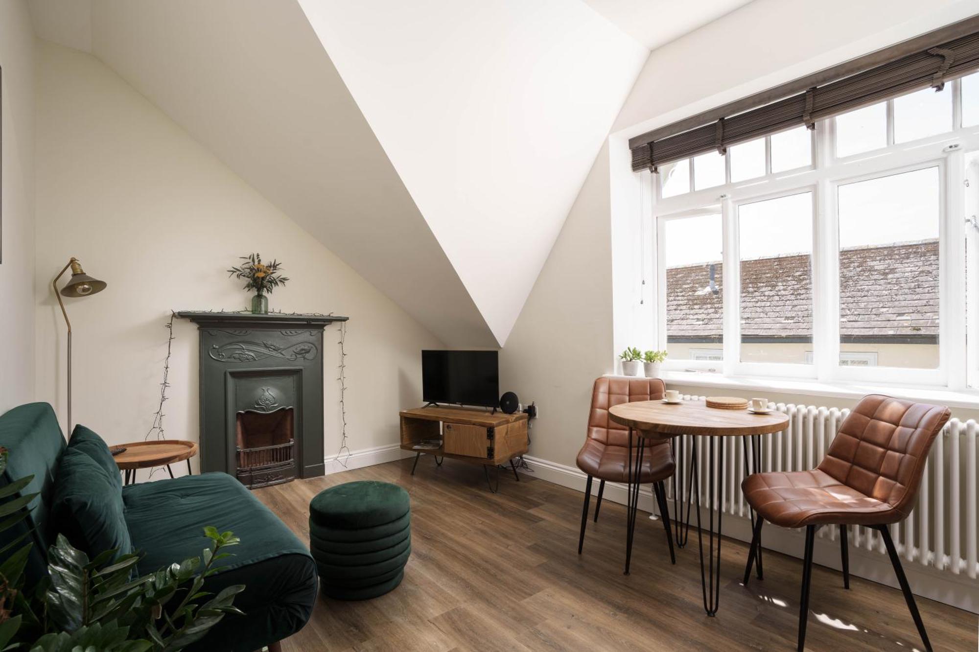 Modern Central One Bedroom Apartment In Penzance Exteriör bild